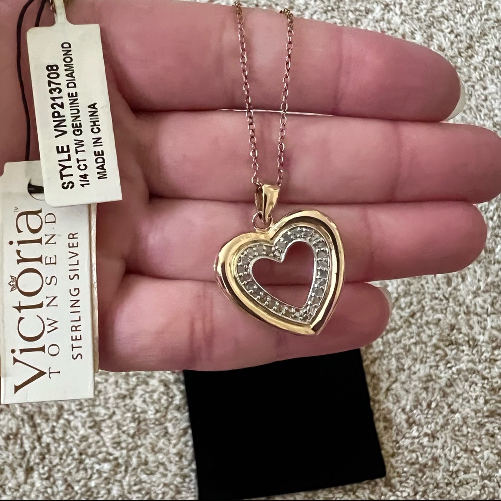 Genuine natural 1/4 Ct tw diamond heart necklace gold on sterling silver vintage